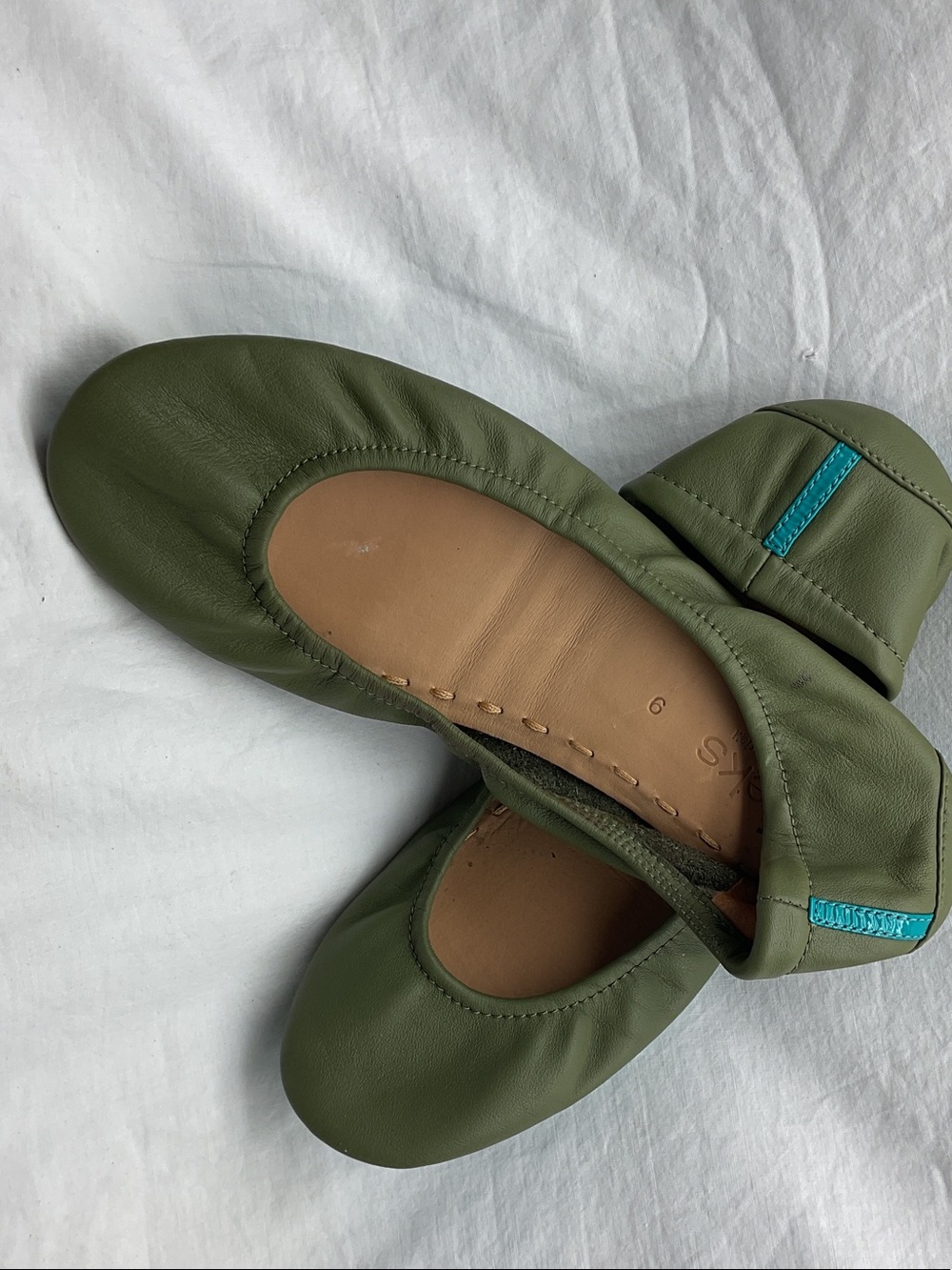 Tieks by Gavrieli Olive Green size 9